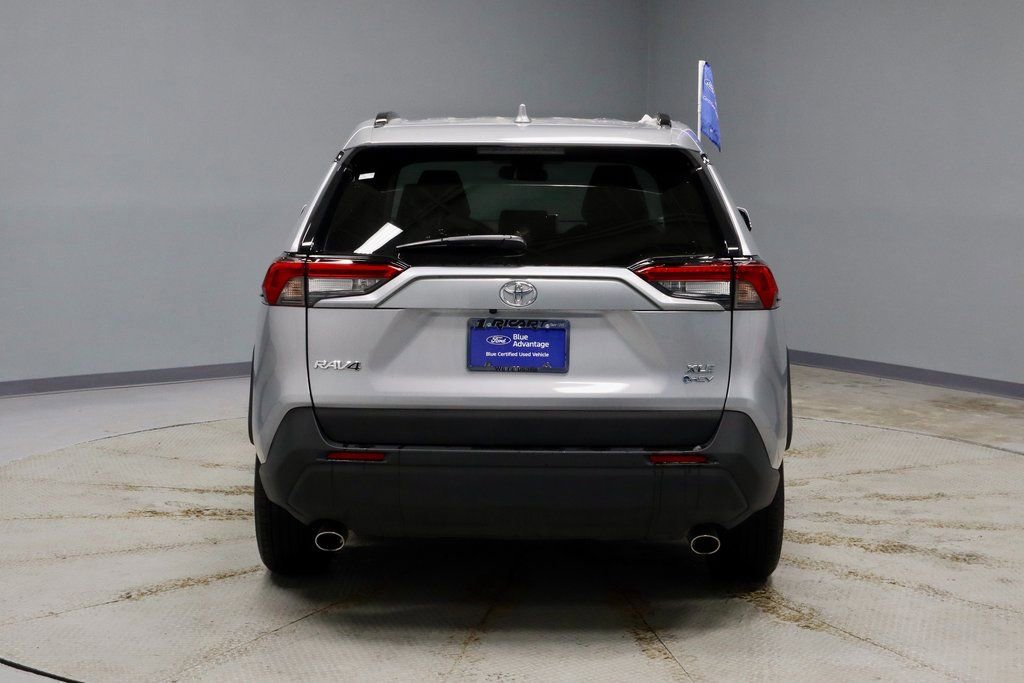Used 2025 Toyota RAV4 XLE image 4