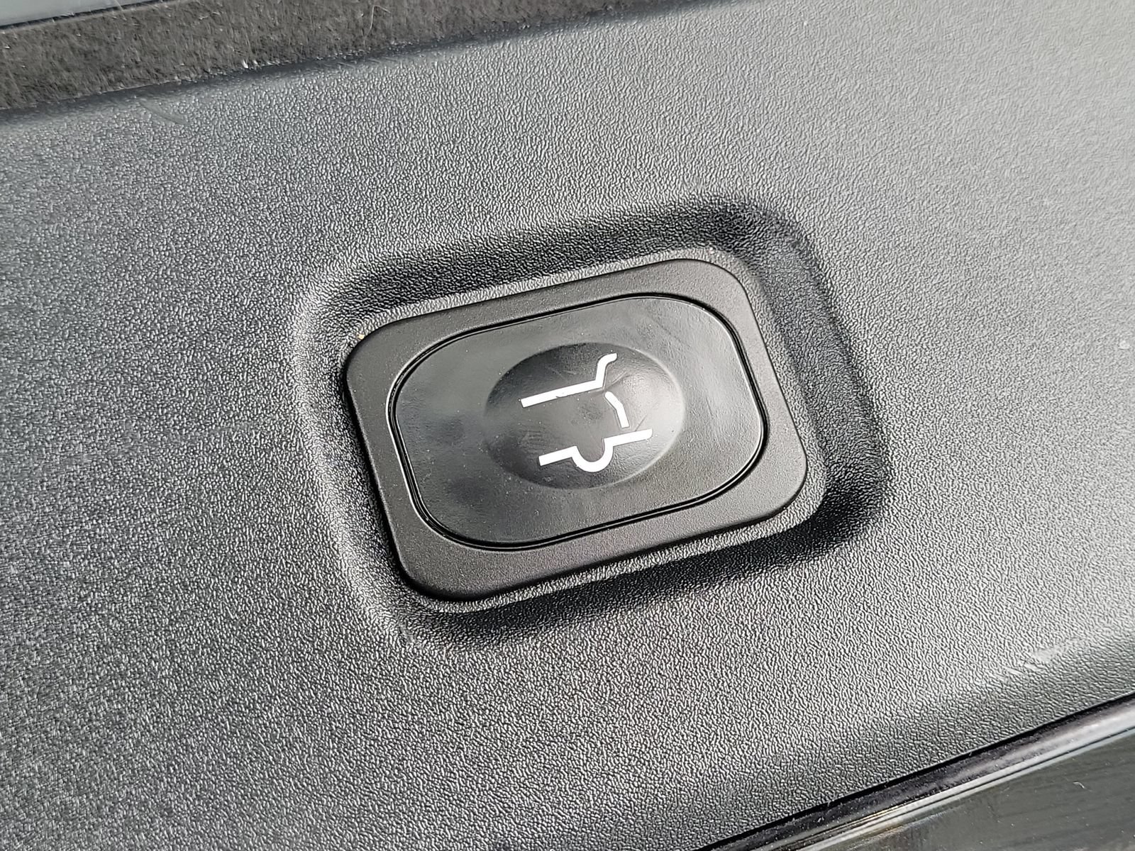 Certified 2025 Ford Expedition Active AWD/4WD image 8