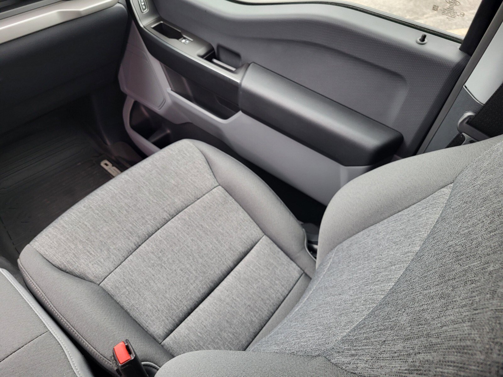 Certified 2024 Ford F150 XL w/ Equipment Group 103A High image 16