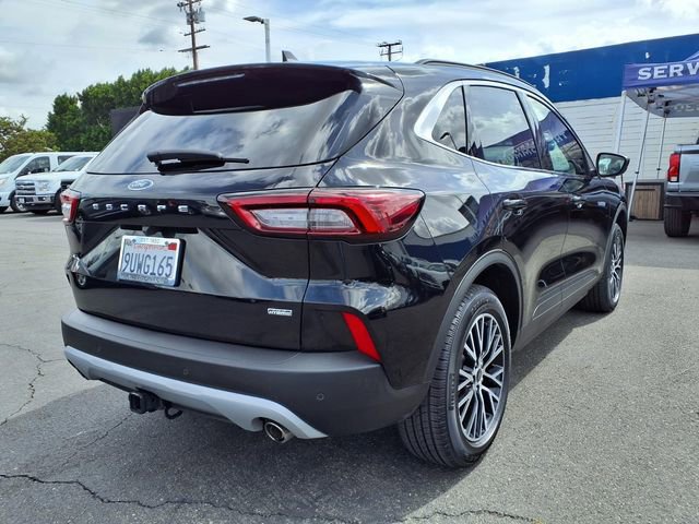 Certified 2025 Ford Escape SE w/ Class II Trailer Tow Package FWD image 22