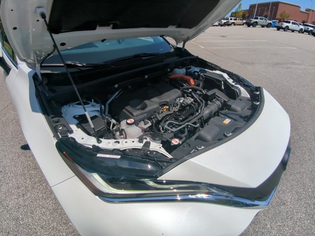 Used 2023 Toyota Venza LE AWD/4WD image 27