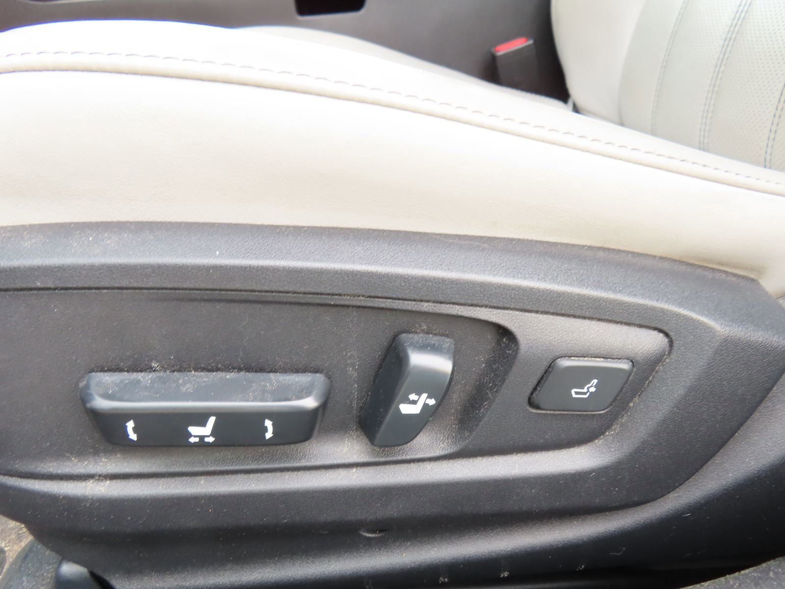 Used 2017 Lexus ES 350 w/ Luxury Package FWD image 32