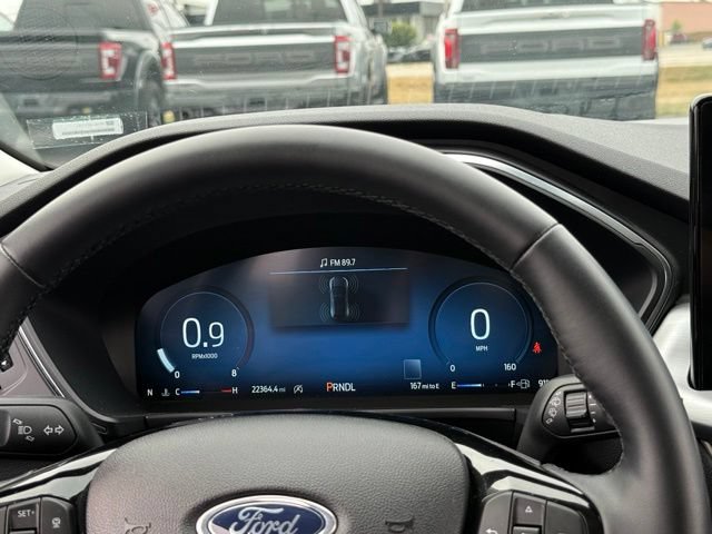 Certified 2025 Ford Escape Platinum AWD/4WD image 9