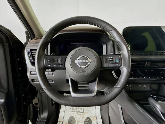 Used 2023 Nissan Rogue Platinum w/ Platinum Premium Package image 11