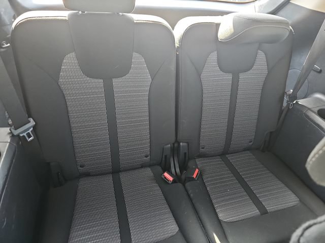 Used 2022 Kia Sorento LX FWD image 12