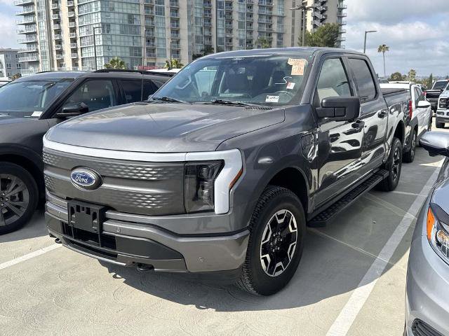 Certified 2022 Ford F150 Lightning XLT AWD/4WD image 10