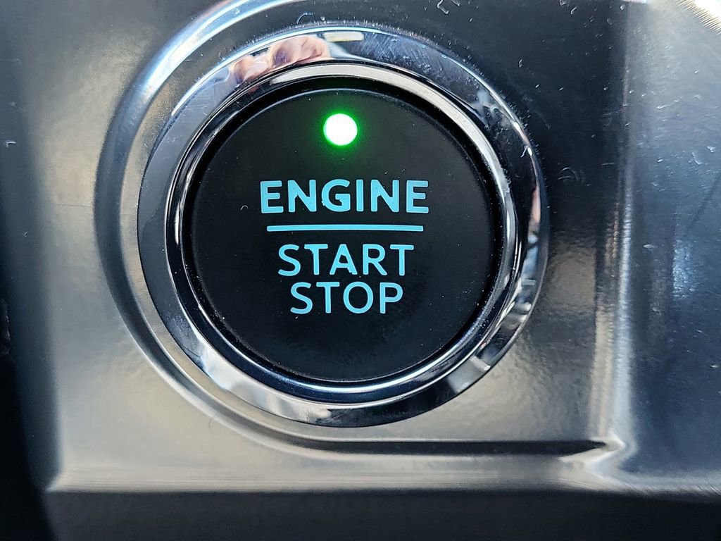 Certified 2023 Ford F150 Lariat w/ Equipment Group 502A High image 35