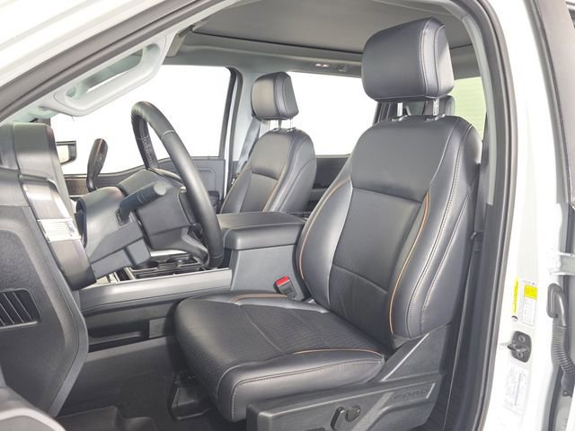 Certified 2025 Ford F350 Lariat w/ Black Appearance Package image 20