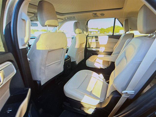 Certified 2024 Ford Explorer XLT w/ Equipment Group 202A AWD/4WD image 9