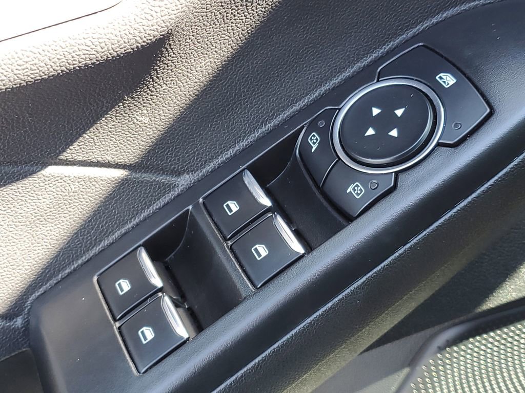 Certified 2025 Ford Escape Platinum image 28