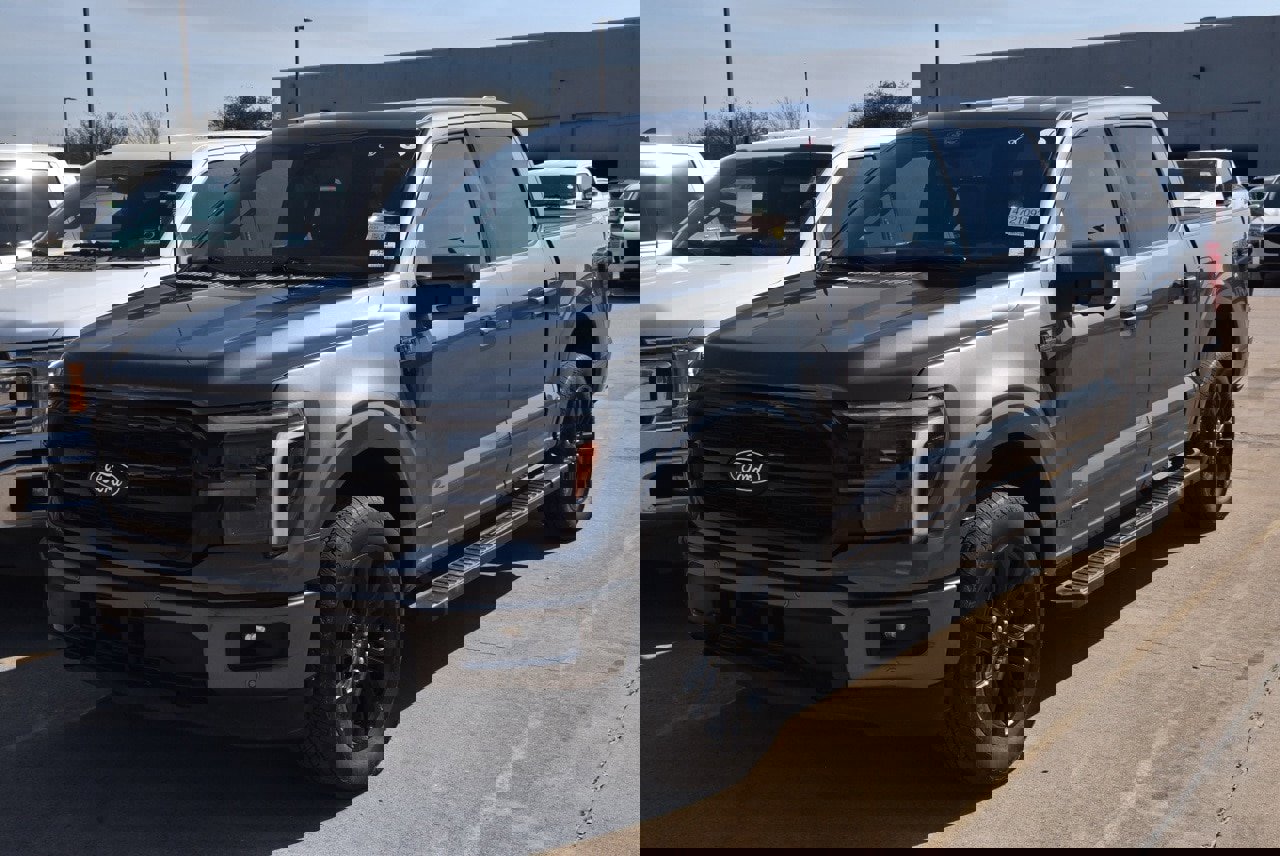 Certified 2025 Ford F150 Lariat w/ Equipment Group 501A Mid video 1