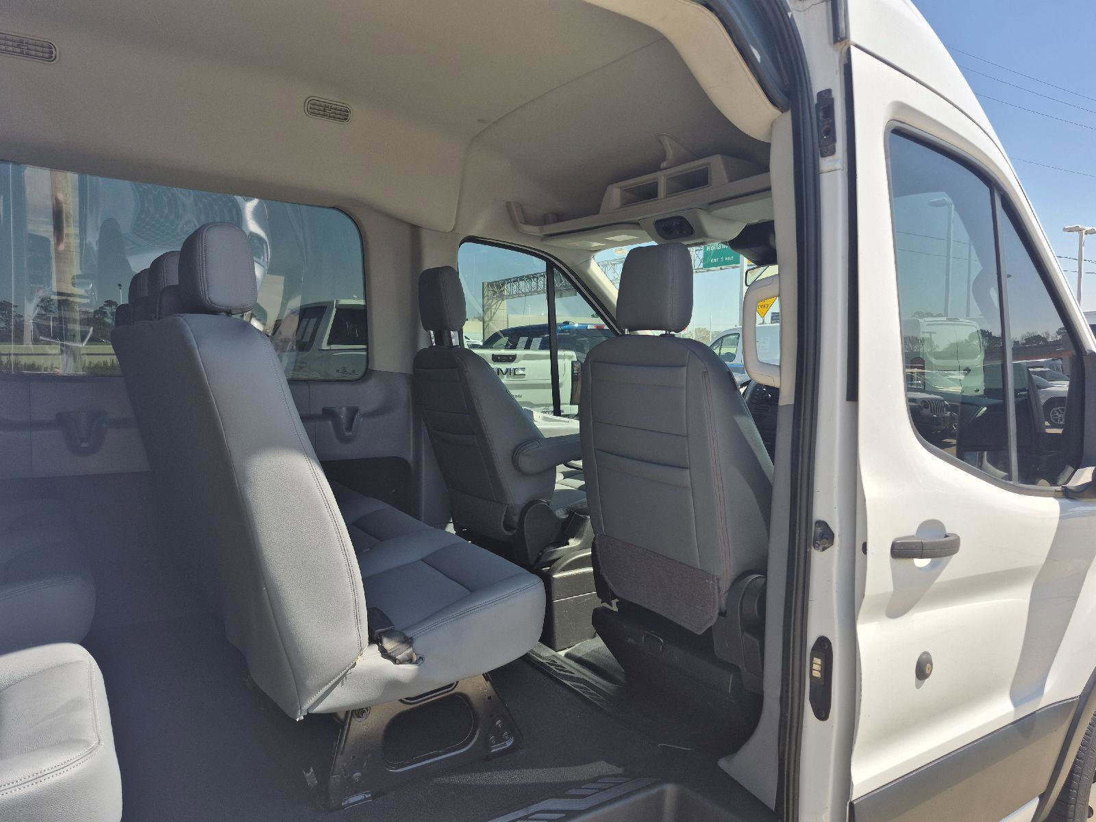 Certified 2019 Ford Transit 350 XL image 19