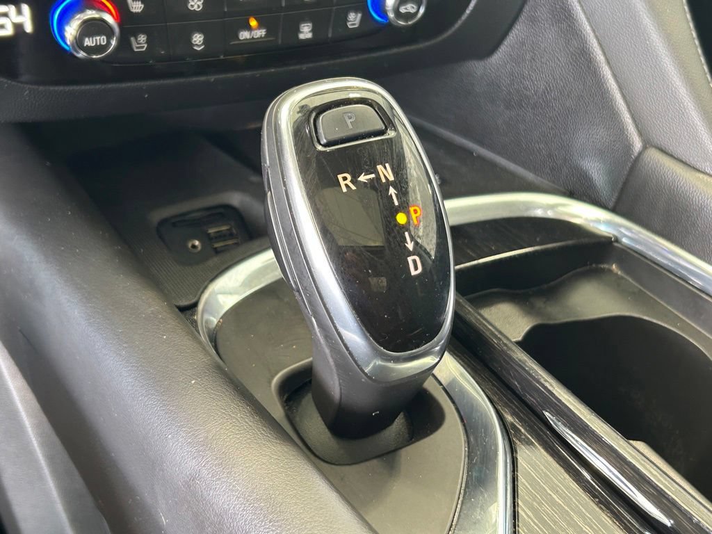 Used 2020 Buick Enclave Avenir w/ Avenir Technology Package FWD image 16
