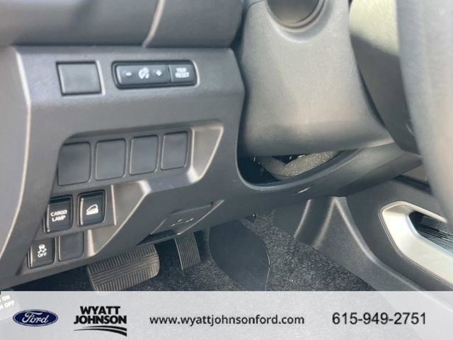 Used 2023 Nissan Frontier SV AWD/4WD image 29