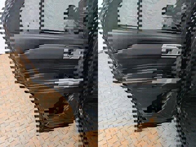 Certified 2023 Ford Explorer XLT w/ Equipment Group 202A image 23