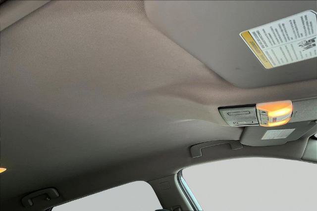 Used 2025 Nissan Rogue SV FWD image 26