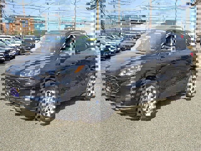 Certified 2022 Ford Escape SE AWD/4WD image 2