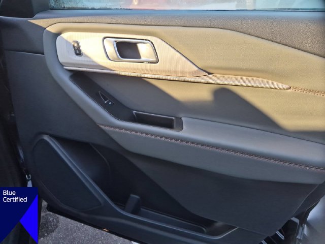 Certified 2025 Ford Explorer Active w/ Active Comfort Package RWD image 34