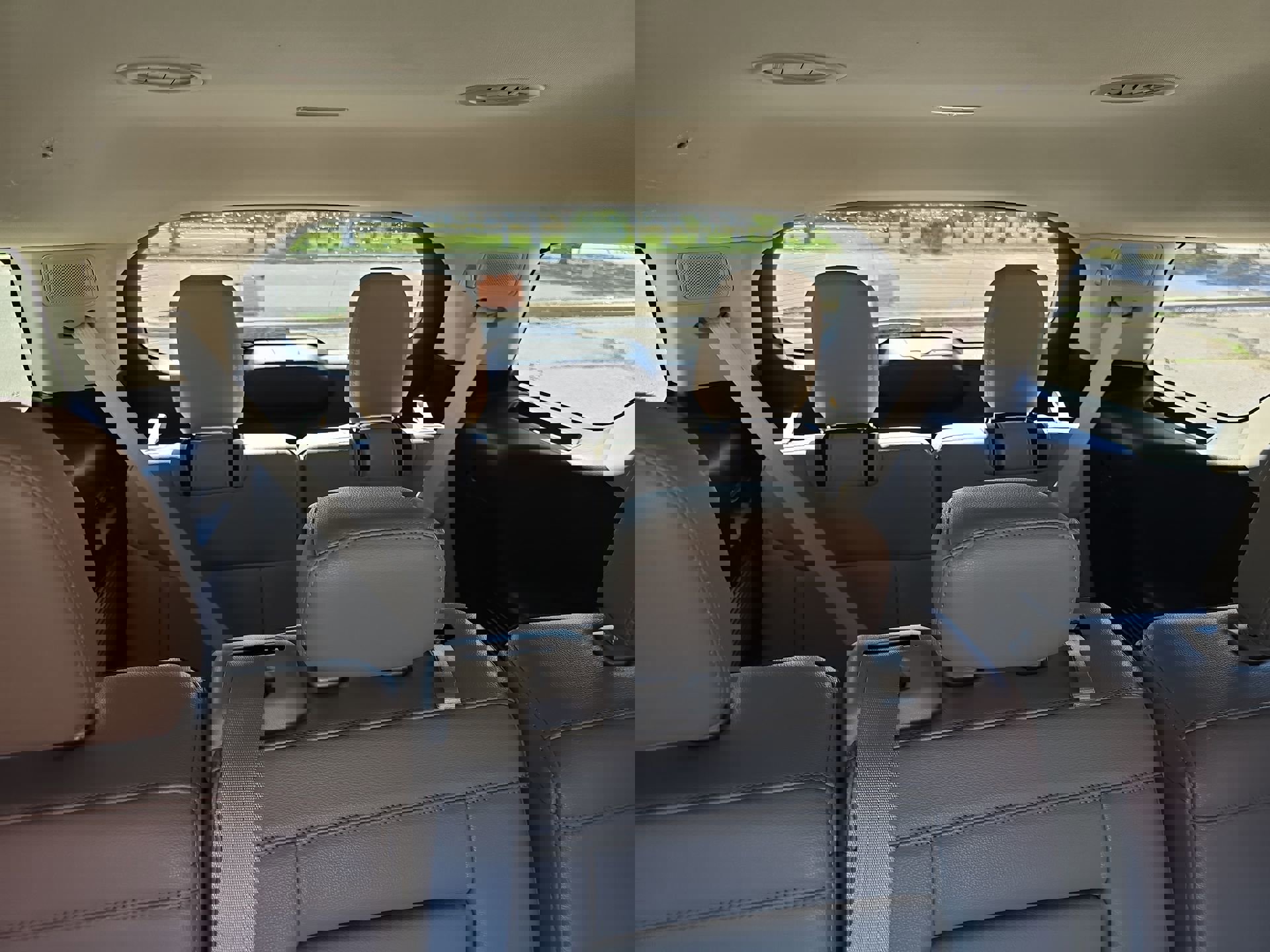 Certified 2024 Ford Explorer Limited image 22