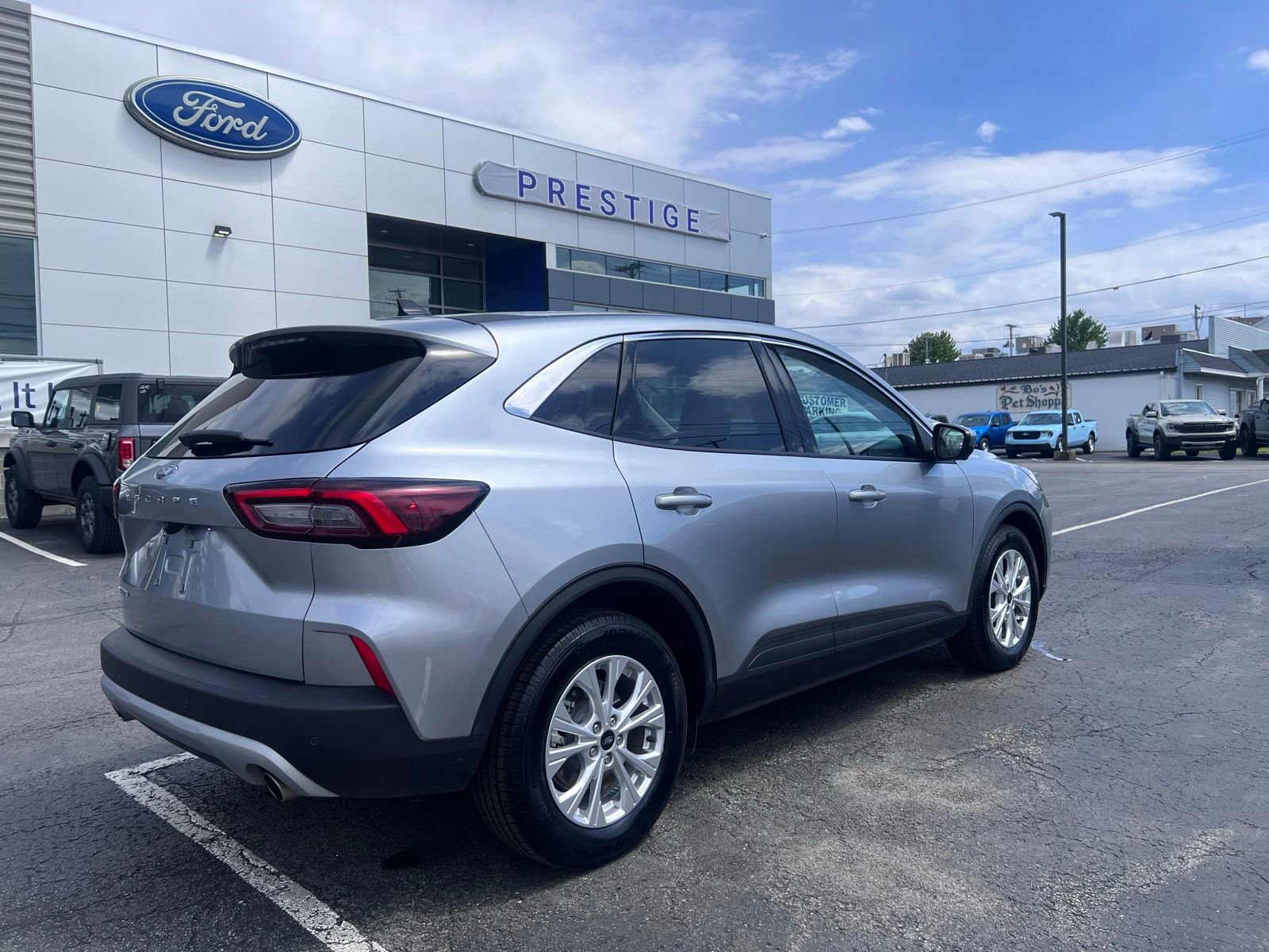 Certified 2023 Ford Escape Active w/ Tech Pack #2 FWD image 8