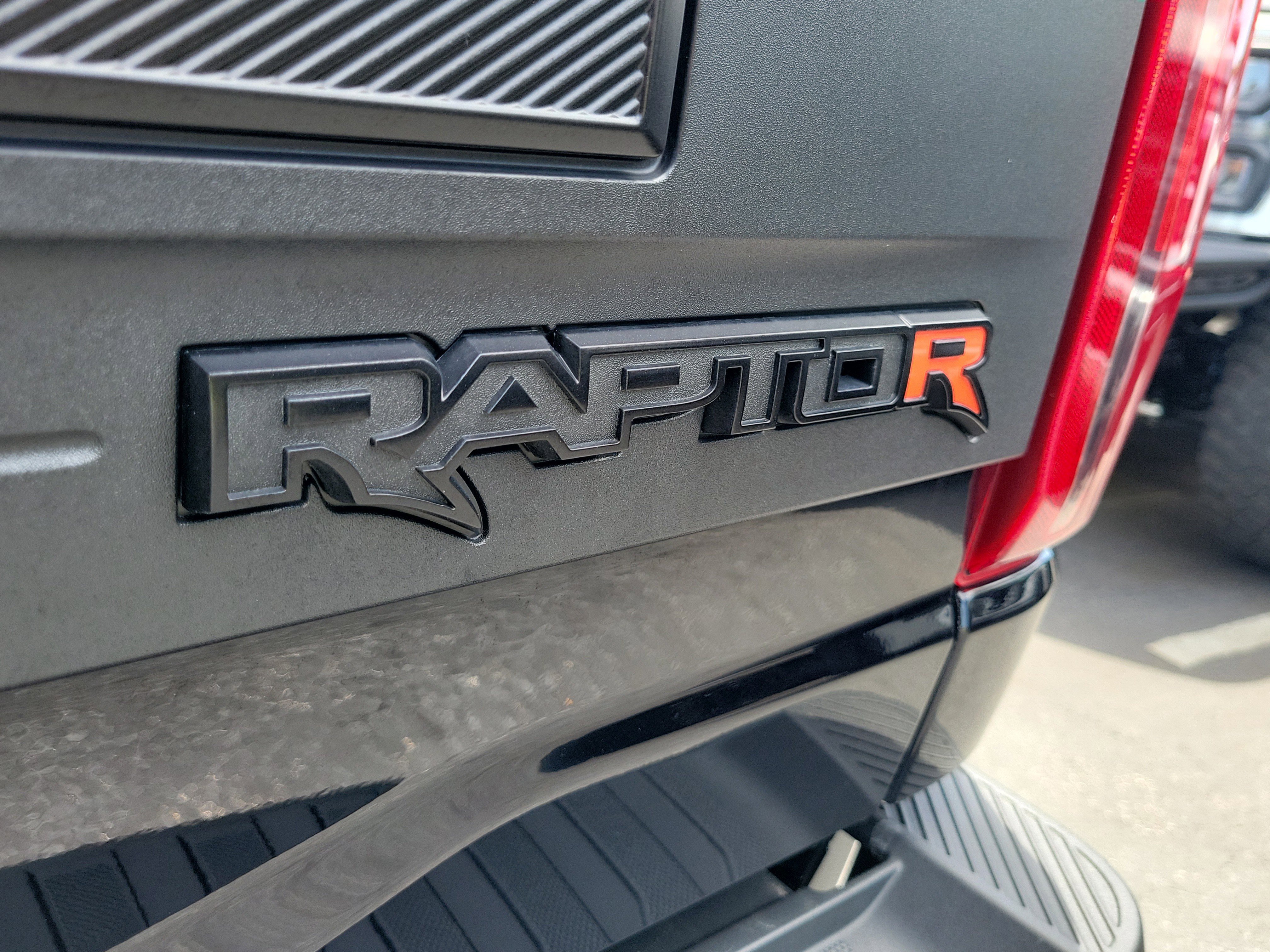 Certified 2025 Ford F150 Raptor w/ Equipment Group 803A Raptor R AWD/4WD image 10