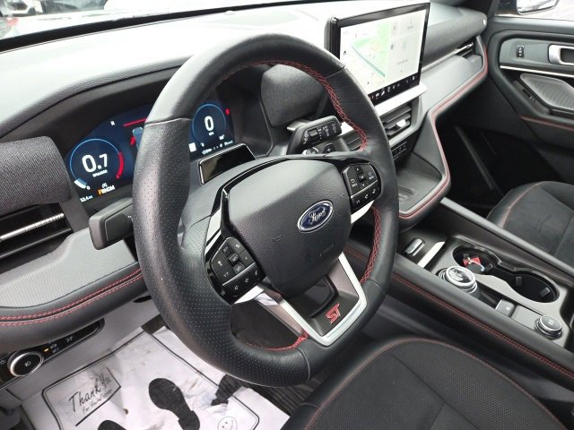 Certified 2025 Ford Explorer ST image 28