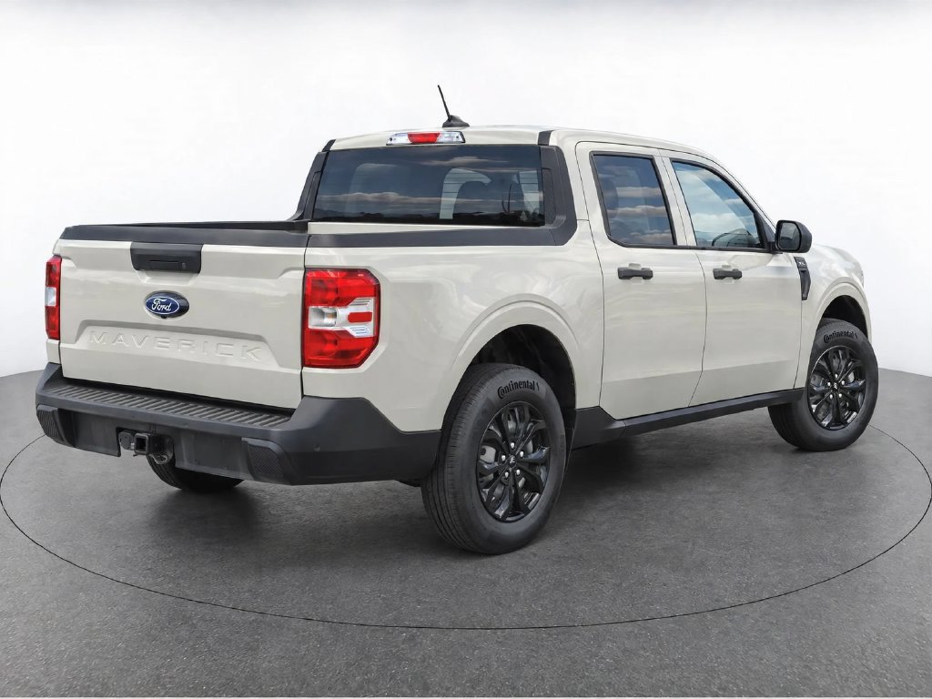 Certified 2025 Ford Maverick XL w/ 4K Tow Package AWD/4WD image 3