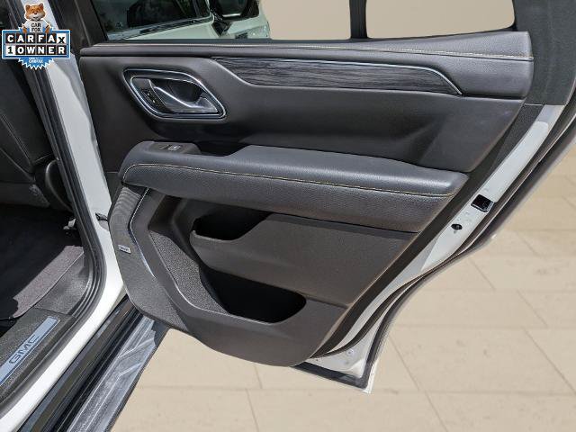 Used 2022 GMC Yukon SLT w/ SLT Luxury Package AWD/4WD image 23