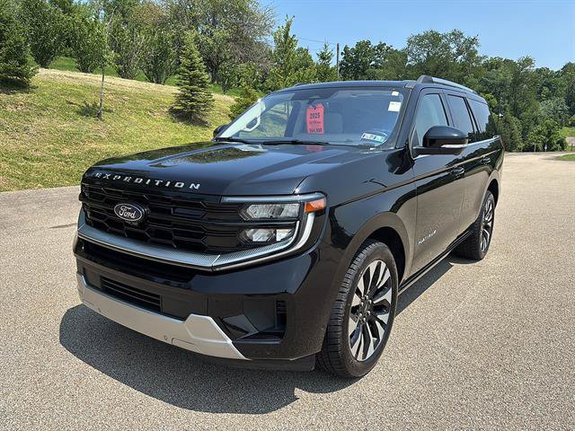Certified 2025 Ford Expedition Platinum w/ Driver's Package AWD/4WD image 8