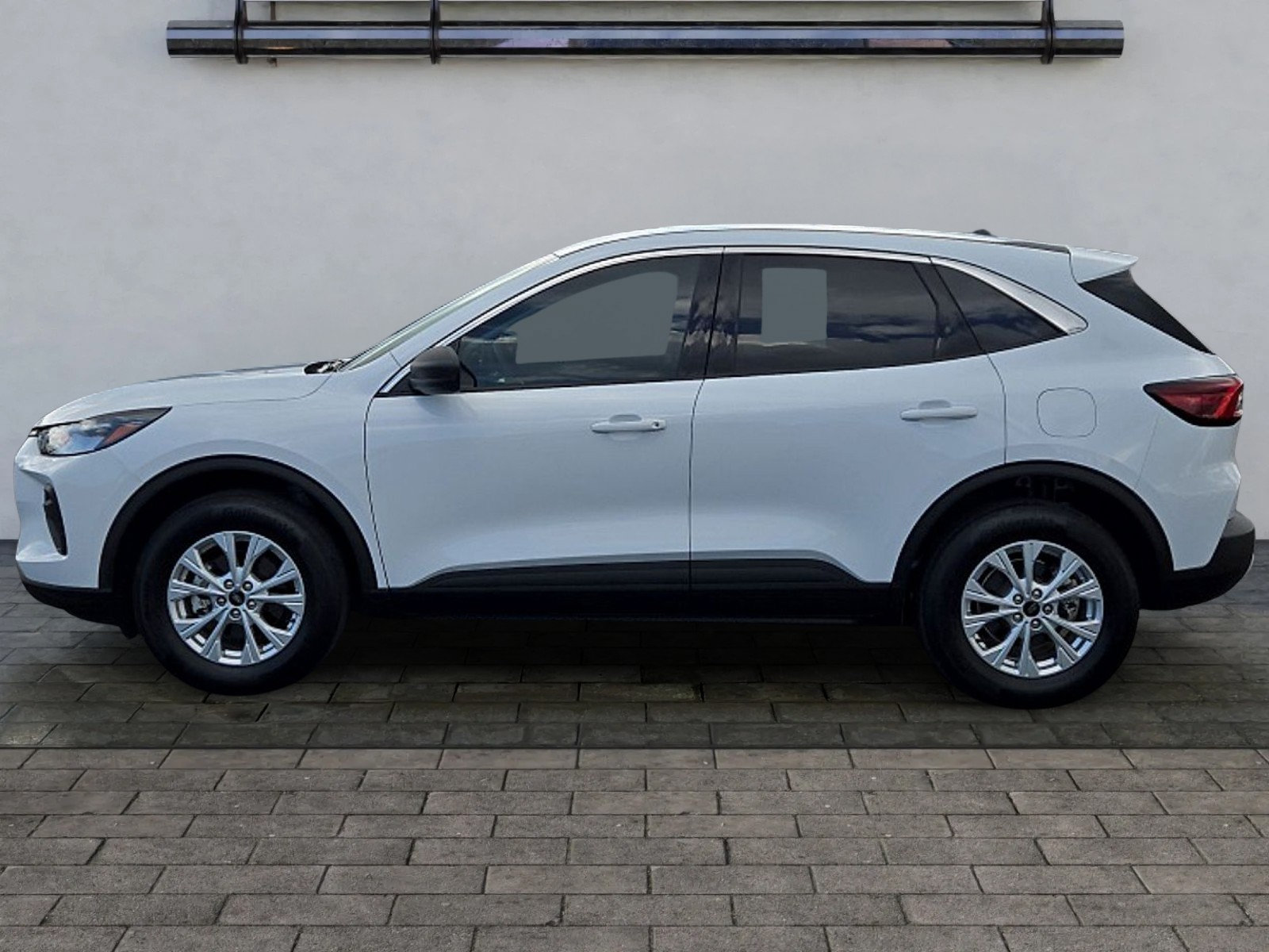 Certified 2024 Ford Escape Active AWD/4WD image 6
