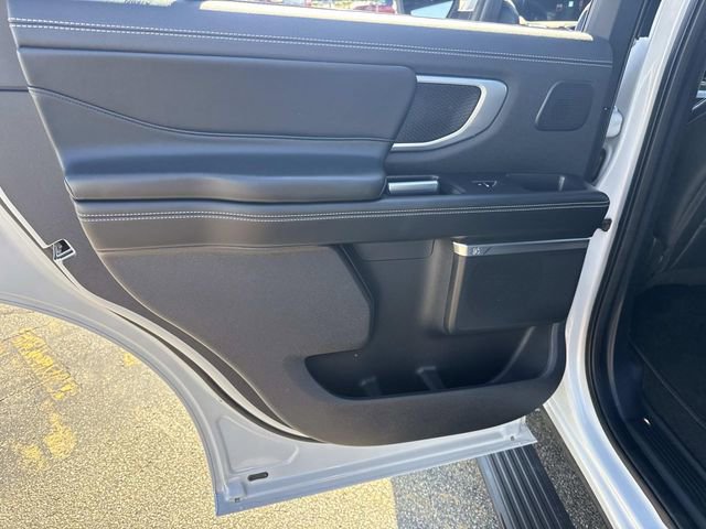 Certified 2025 Ford Expedition Platinum w/ Stealth Performance Package AWD/4WD image 23