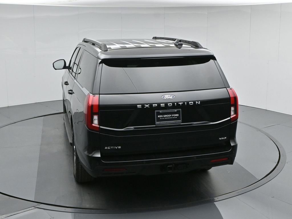 Certified 2025 Ford Expedition Max Active image 17