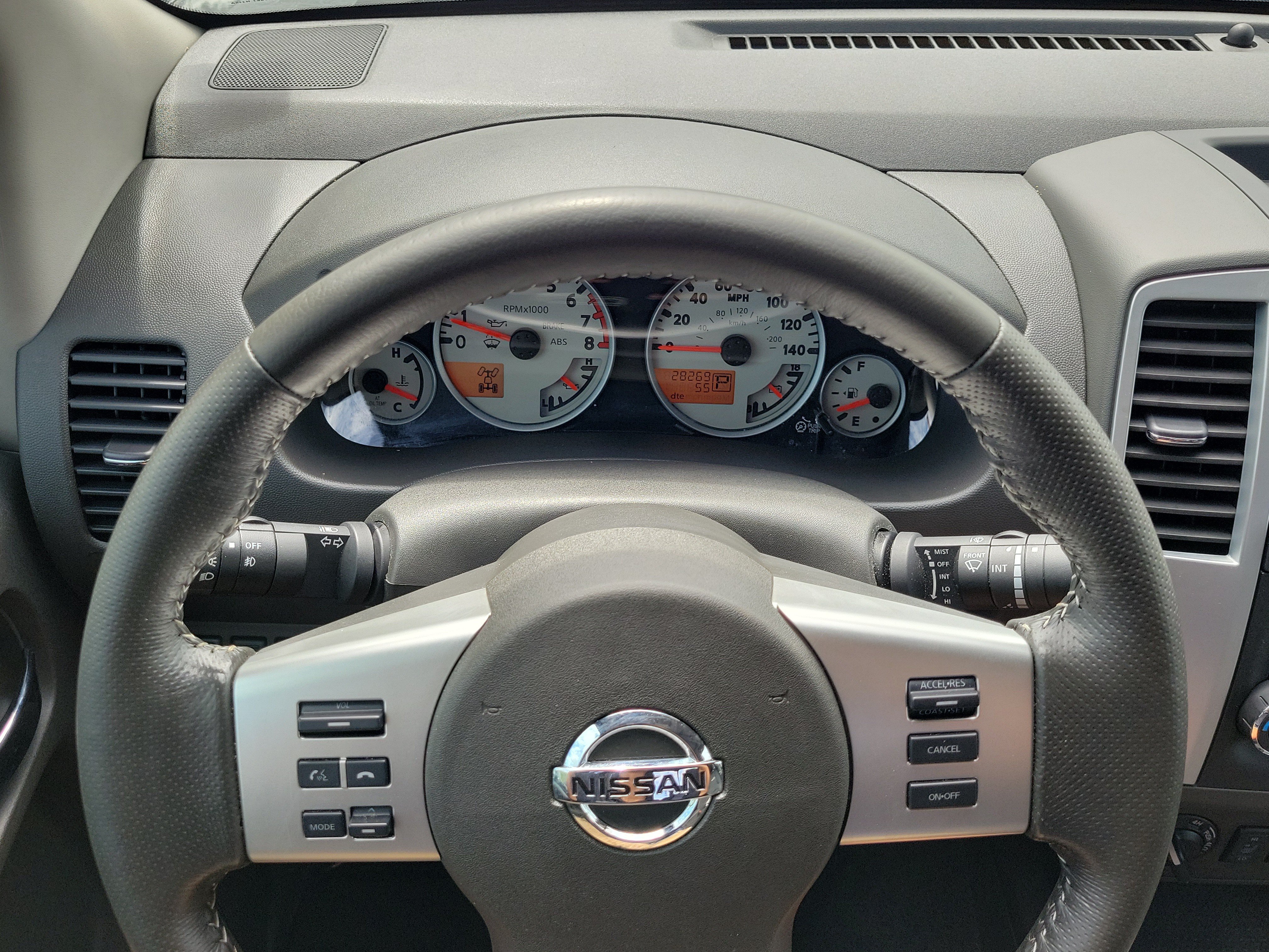 Used 2019 Nissan Frontier PRO-4X w/ Pro-4x Luxury Package AWD/4WD image 23