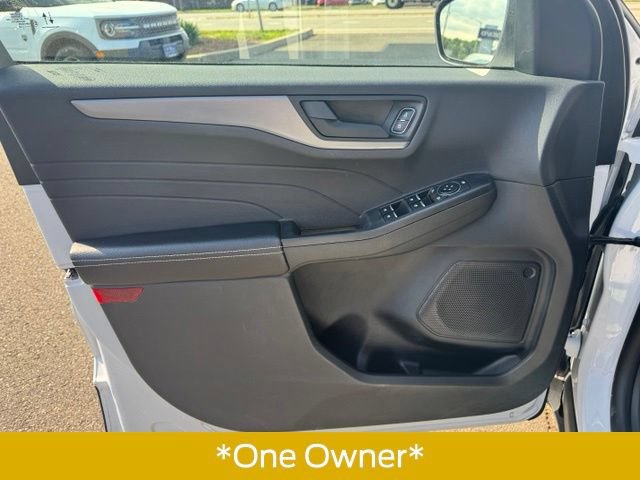 Certified 2025 Ford Escape Active AWD/4WD image 11