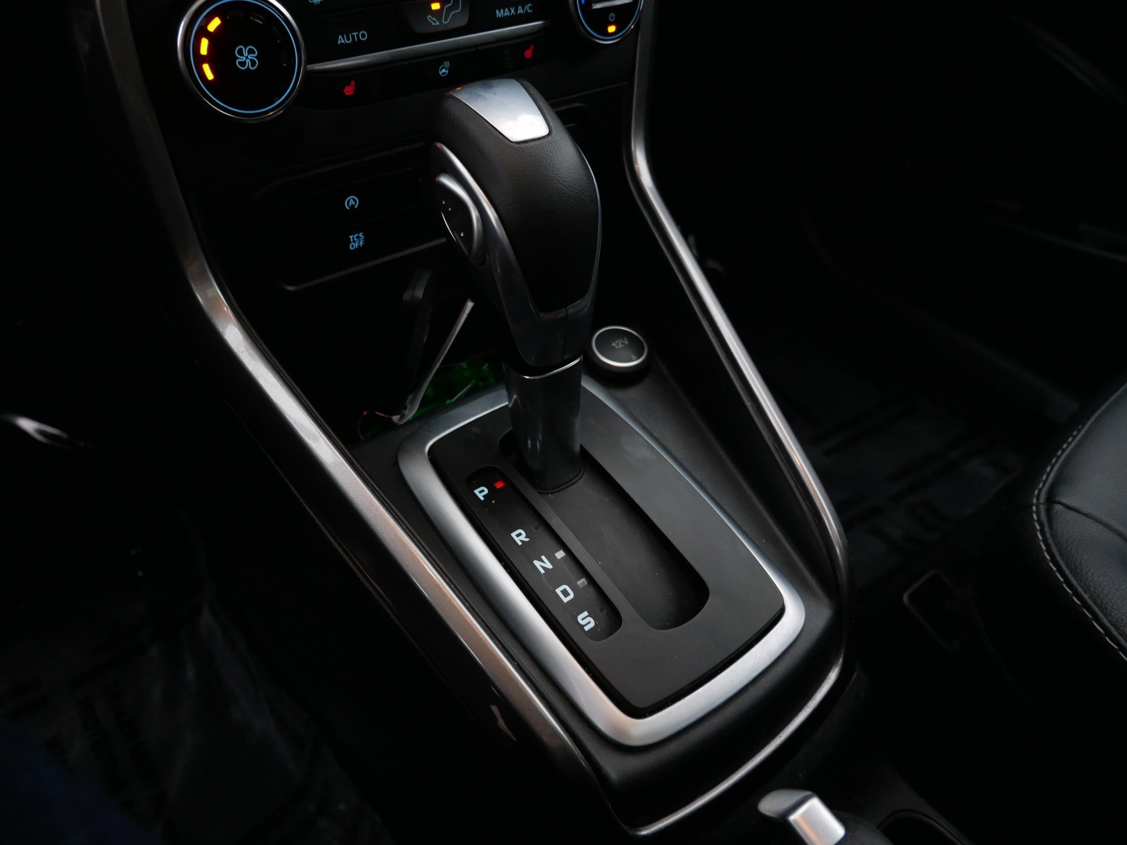 Certified 2022 Ford EcoSport SES image 24