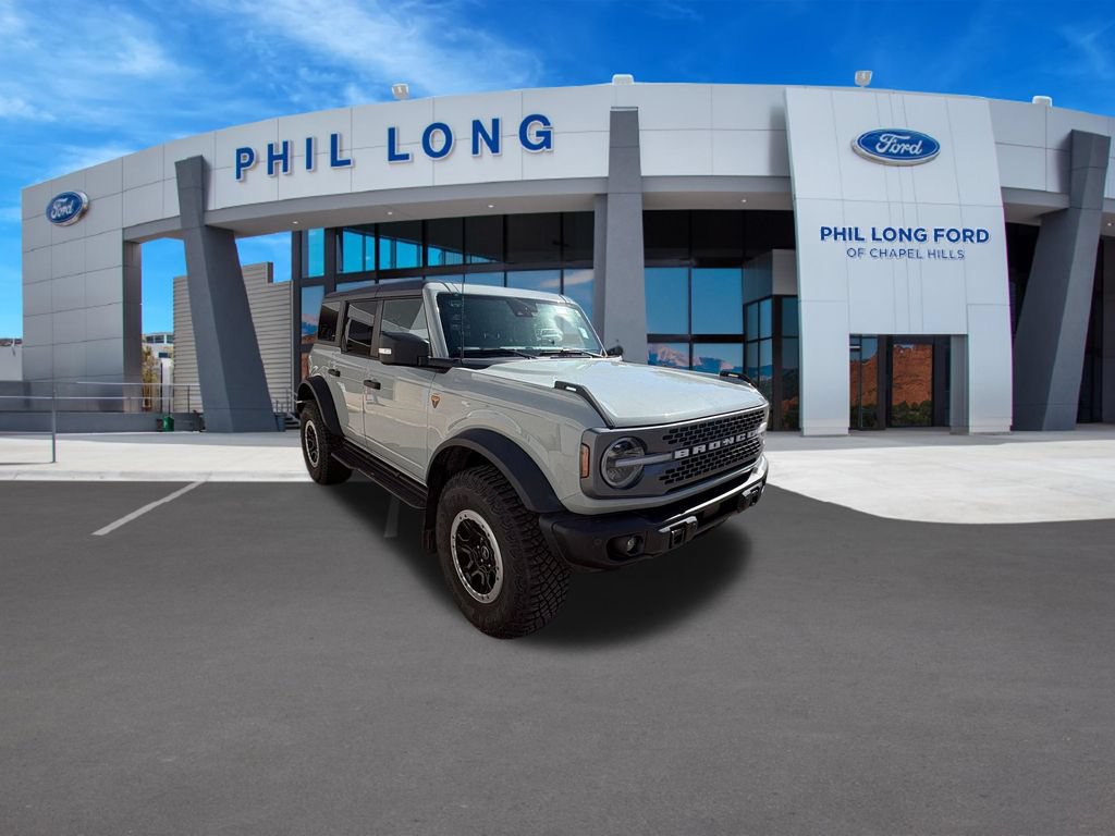 Certified 2023 Ford Bronco Badlands w/ Sasquatch Package AWD/4WD image 9