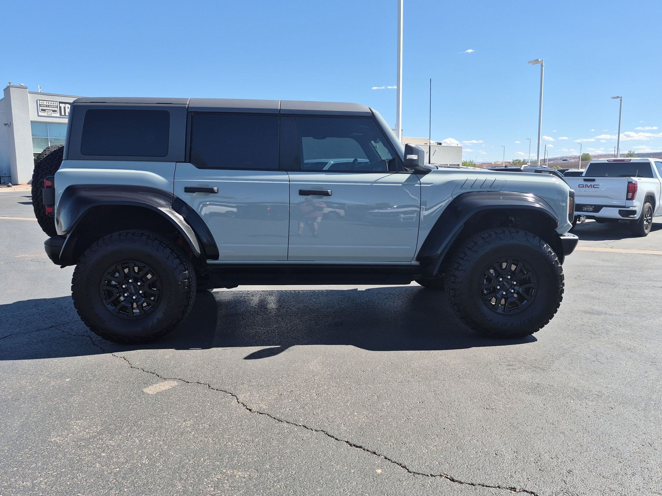 Certified 2023 Ford Bronco Raptor AWD/4WD image 3