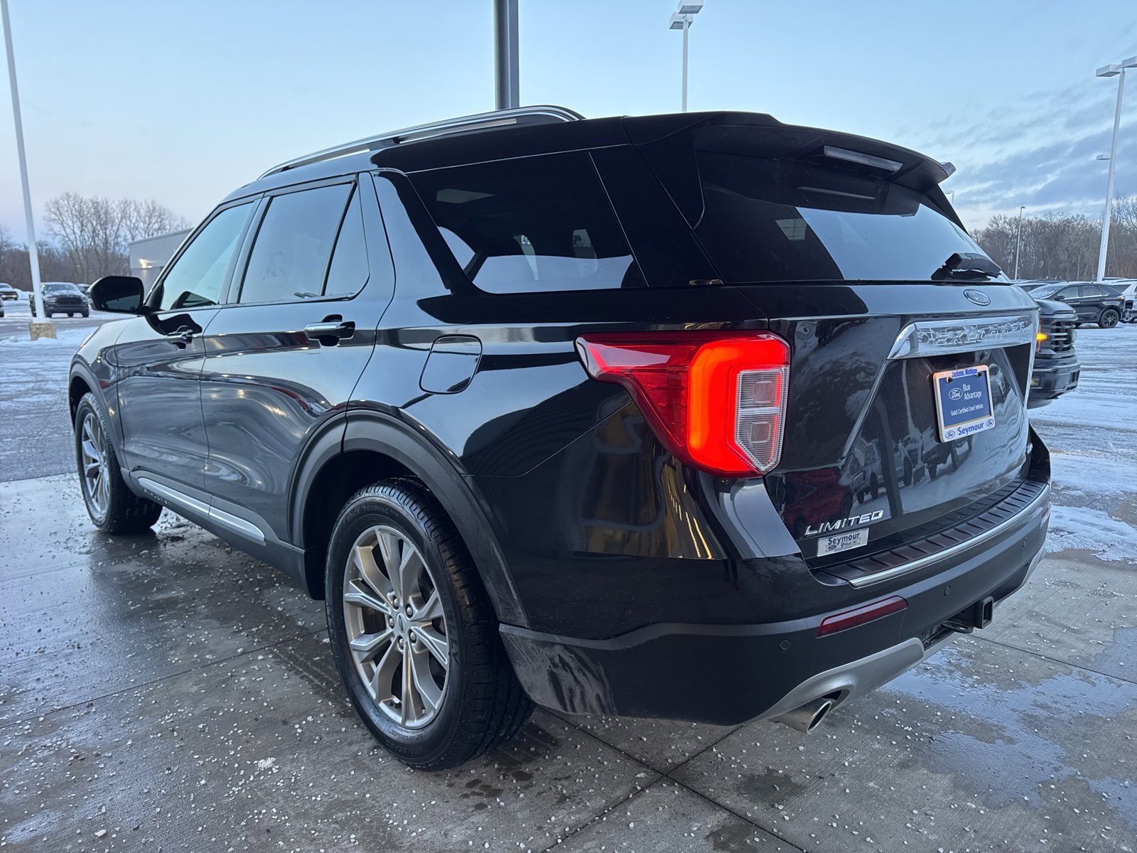 Certified 2024 Ford Explorer Limited w/ Limited Technology Package image 6
