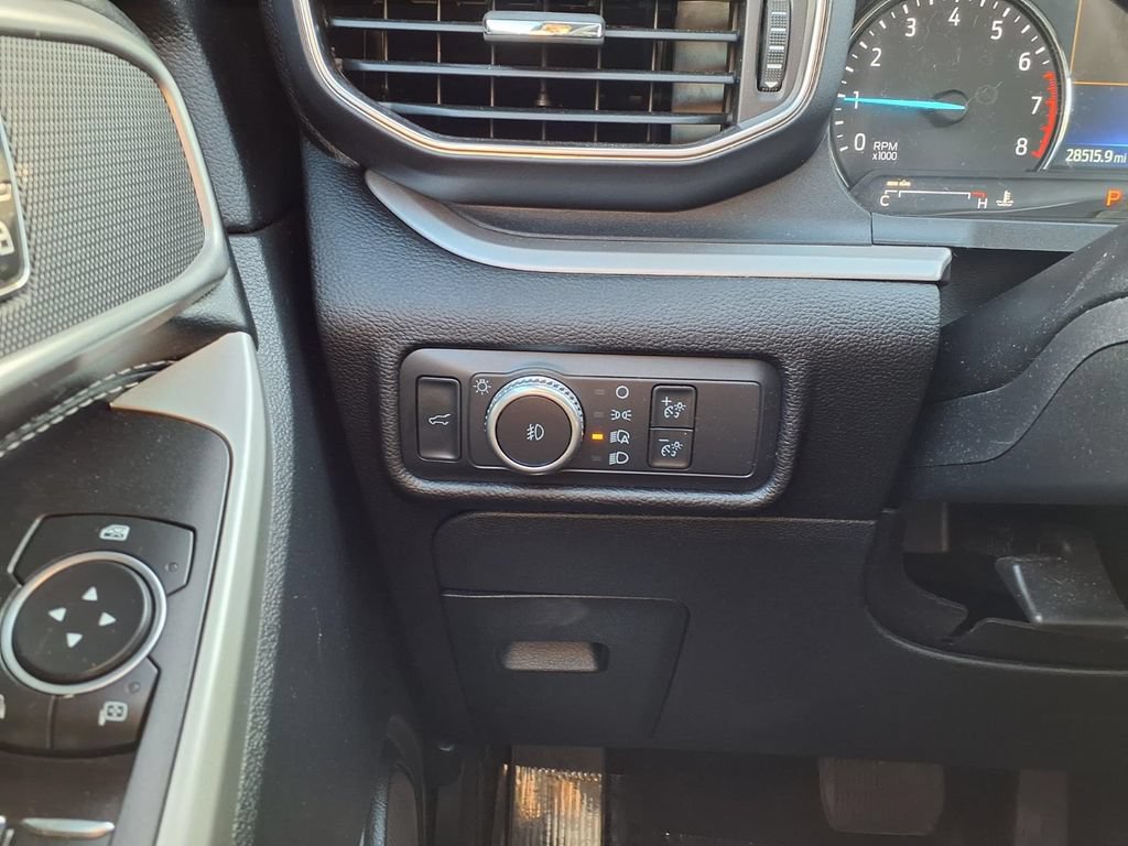 Certified 2021 Ford Explorer XLT w/ Equipment Group 202A AWD/4WD image 22