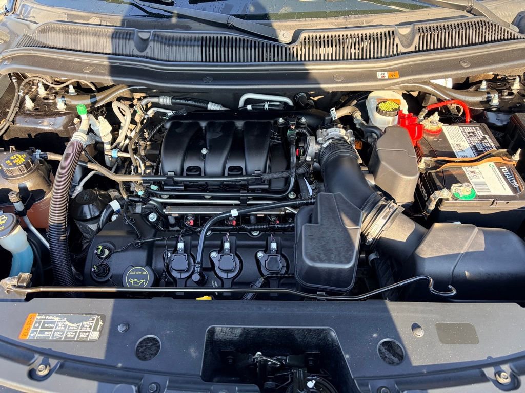 Certified 2019 Ford Explorer FWD image 32