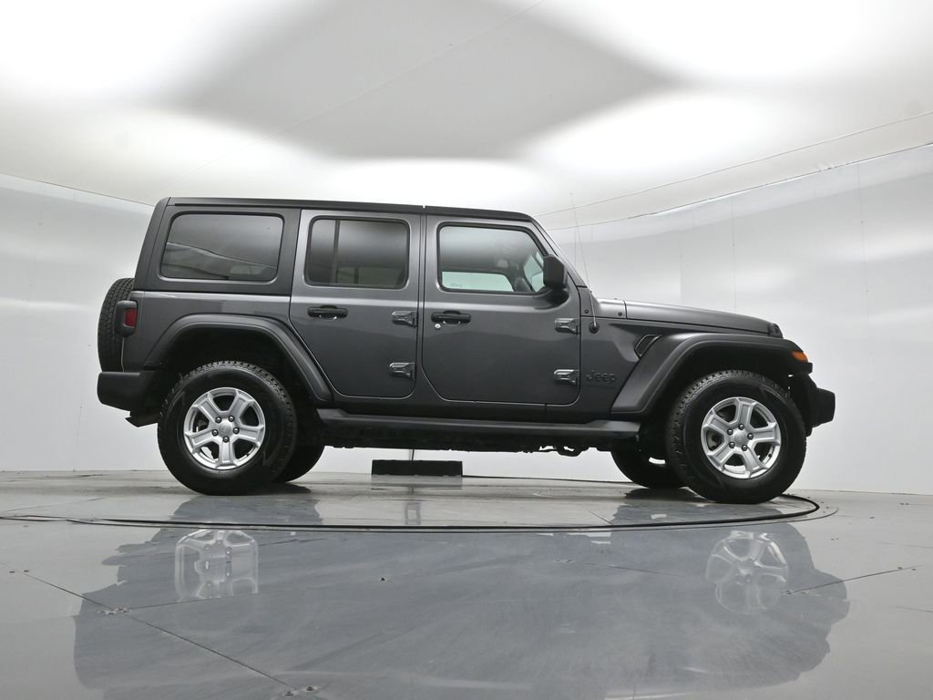 Used 2022 Jeep Wrangler Unlimited Sport image 46
