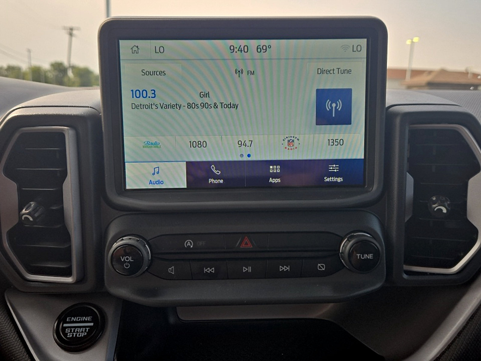 Certified 2024 Ford Bronco Sport Outer Banks AWD/4WD image 17