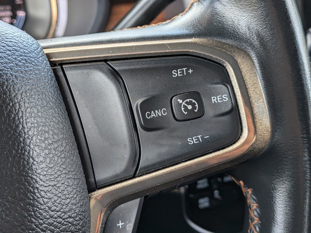 Used 2023 RAM 3500 Limited image 27