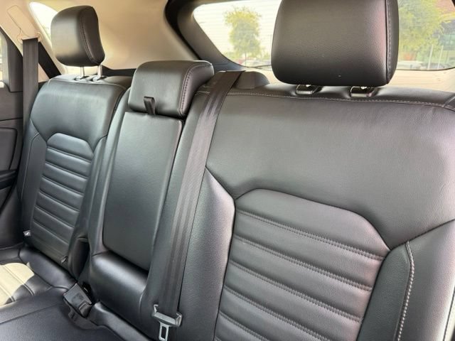 Certified 2018 Ford Edge SEL w/ Equipment Group 201A AWD/4WD image 17