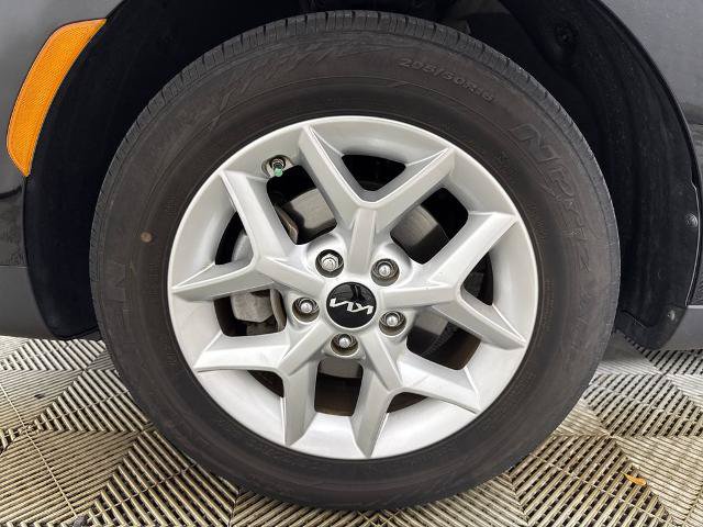Used 2024 Kia Soul S FWD image 13