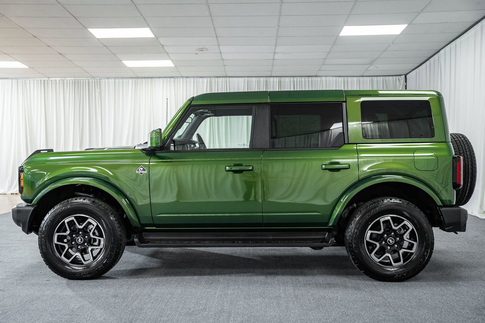 Certified 2025 Ford Bronco Outer Banks image 5