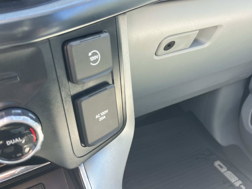 Certified 2023 Ford F150 Limited AWD/4WD image 40