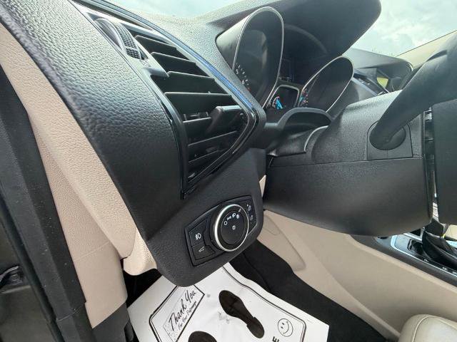 Certified 2019 Ford Escape Titanium AWD/4WD image 22