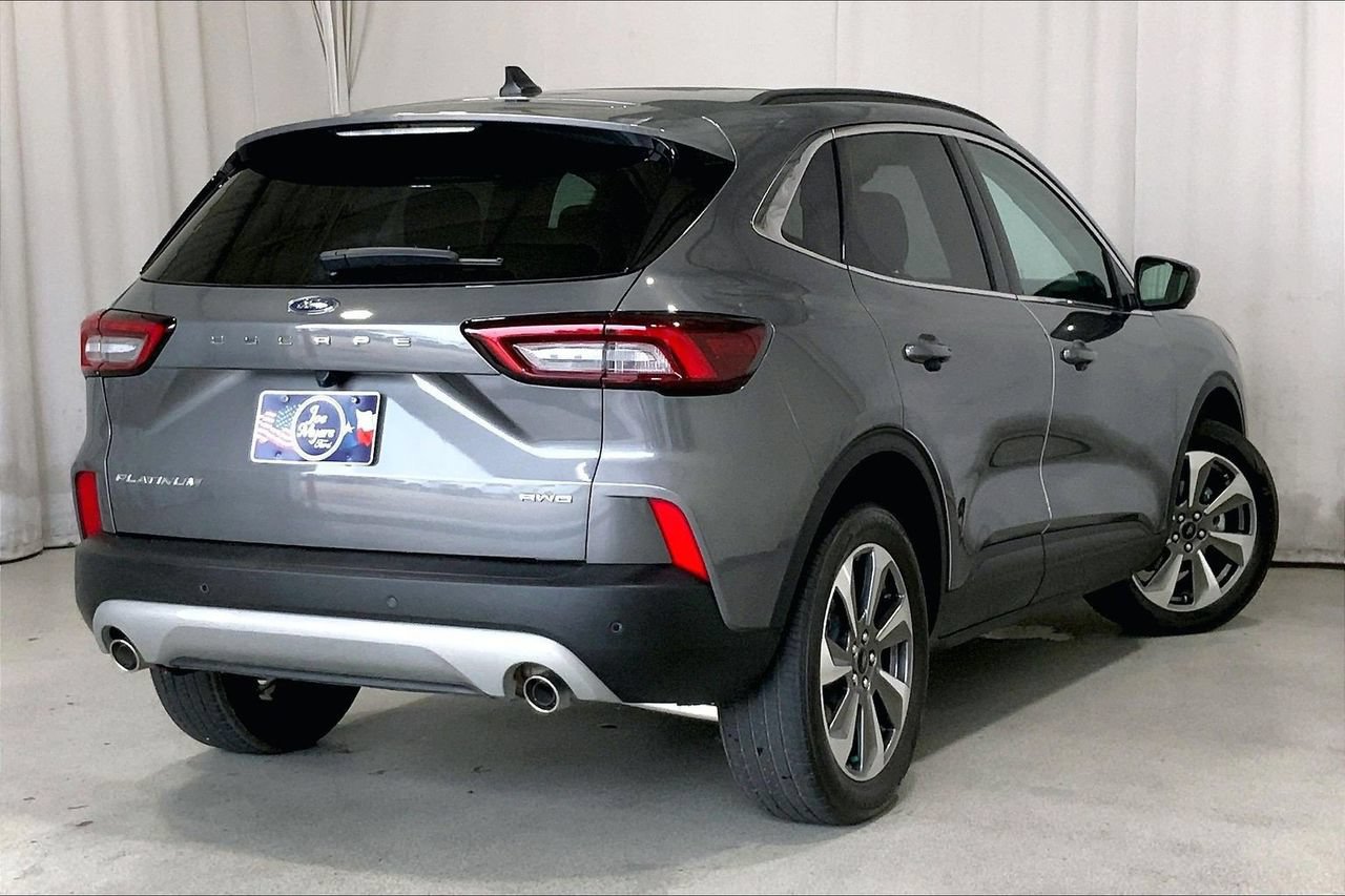 Certified 2024 Ford Escape Platinum AWD/4WD image 13