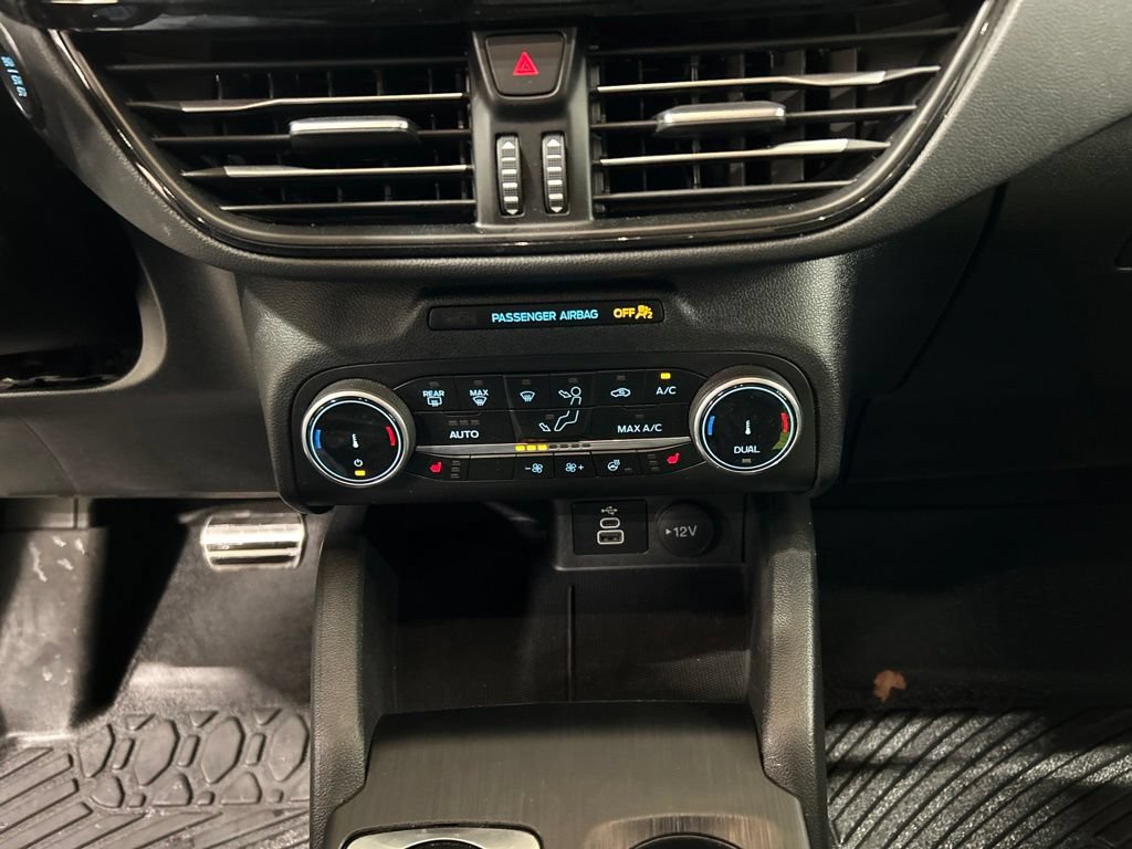 Certified 2024 Ford Escape ST-Line AWD/4WD image 21